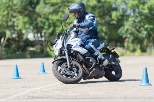 Motorrijbewijspoint Almere motor rijtest